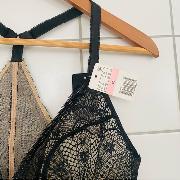 Wacoal Take The Plunge Wire Free Racerback Bra - Picture 7 of 10